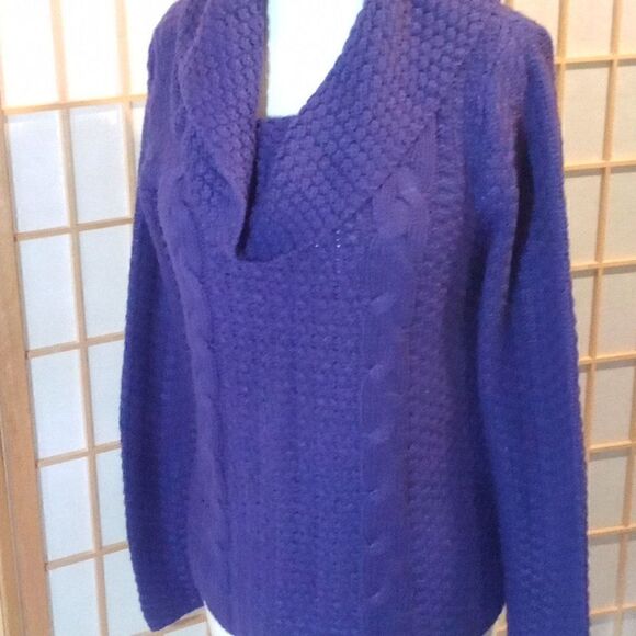 Chico's Med Turtleneck Sweater - Picture 10 of 14